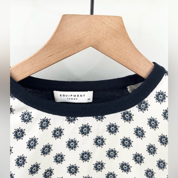 Equipment Silk Front Wool Sweater Navy Size XS - Picture 5 of 6